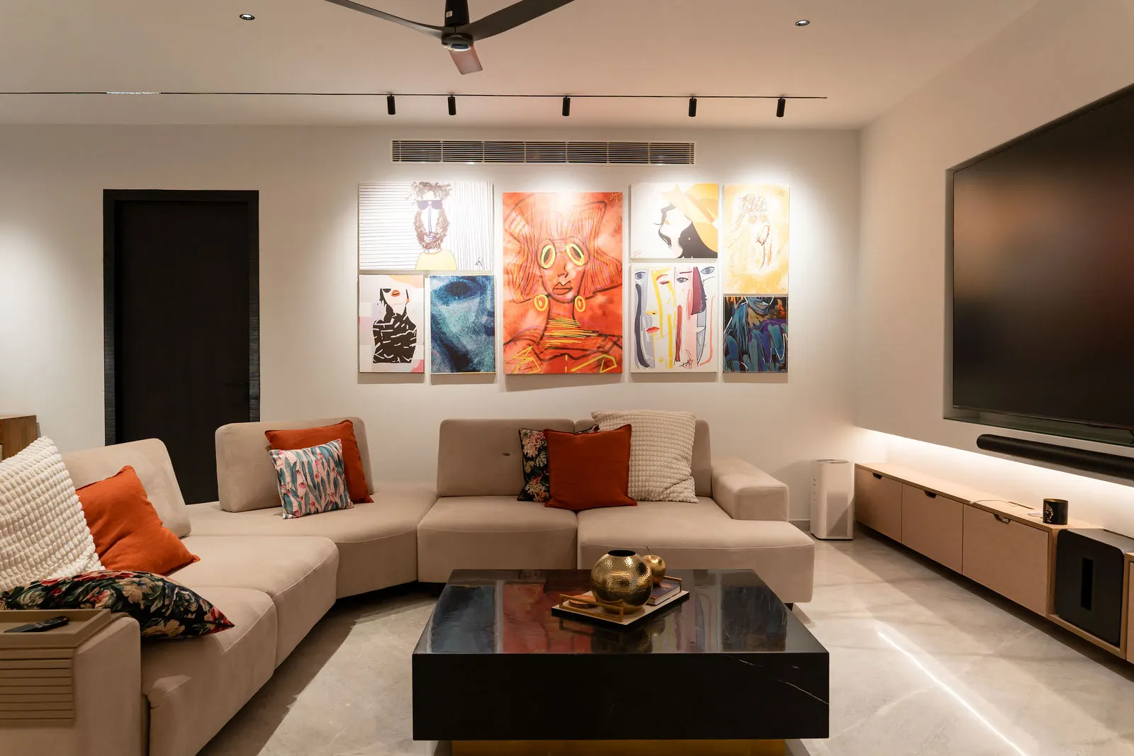 Lodha Residence — living room of a 4 BHK interiors project by Simfy Homes